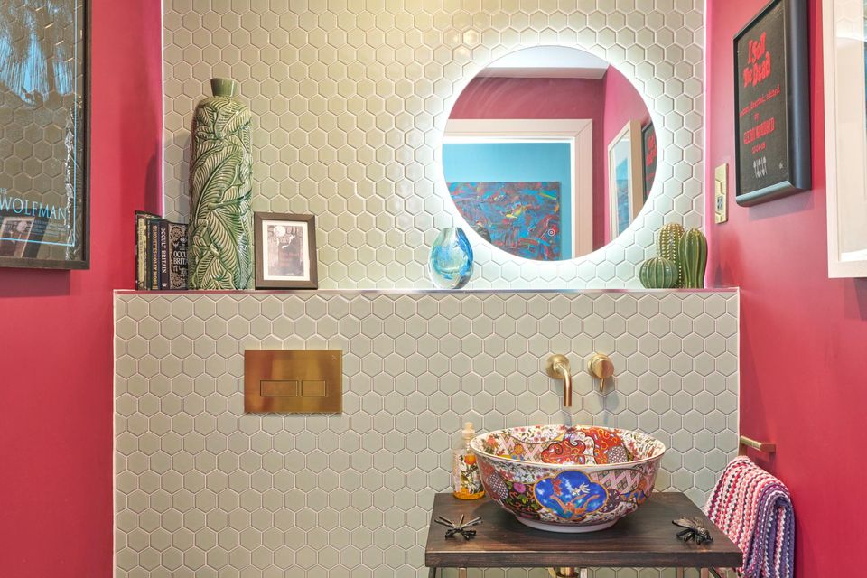 Bathroom with feature handbasin