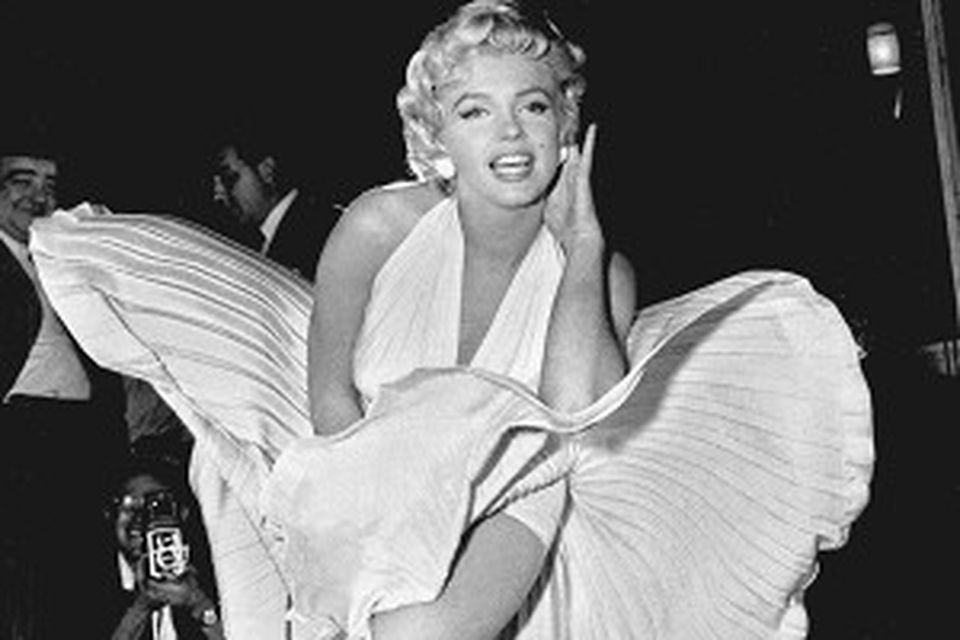Marilyn monroe subway dress sales