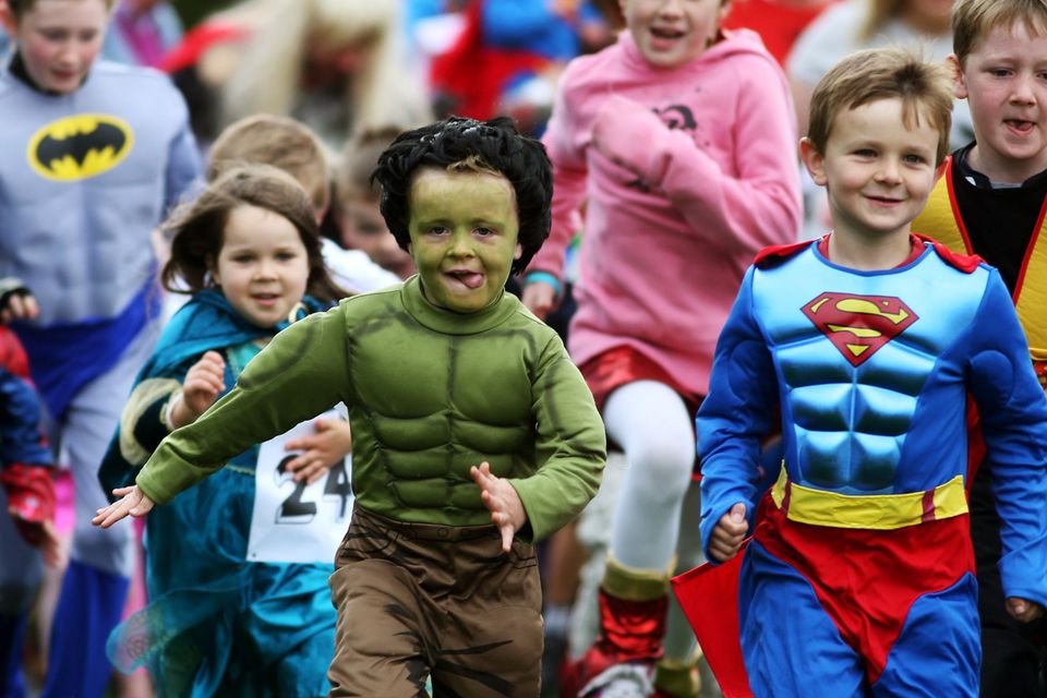 ‘Hulk’ Joe Joyce (5) from Tallaght in Dublin, leads the Superhero race.