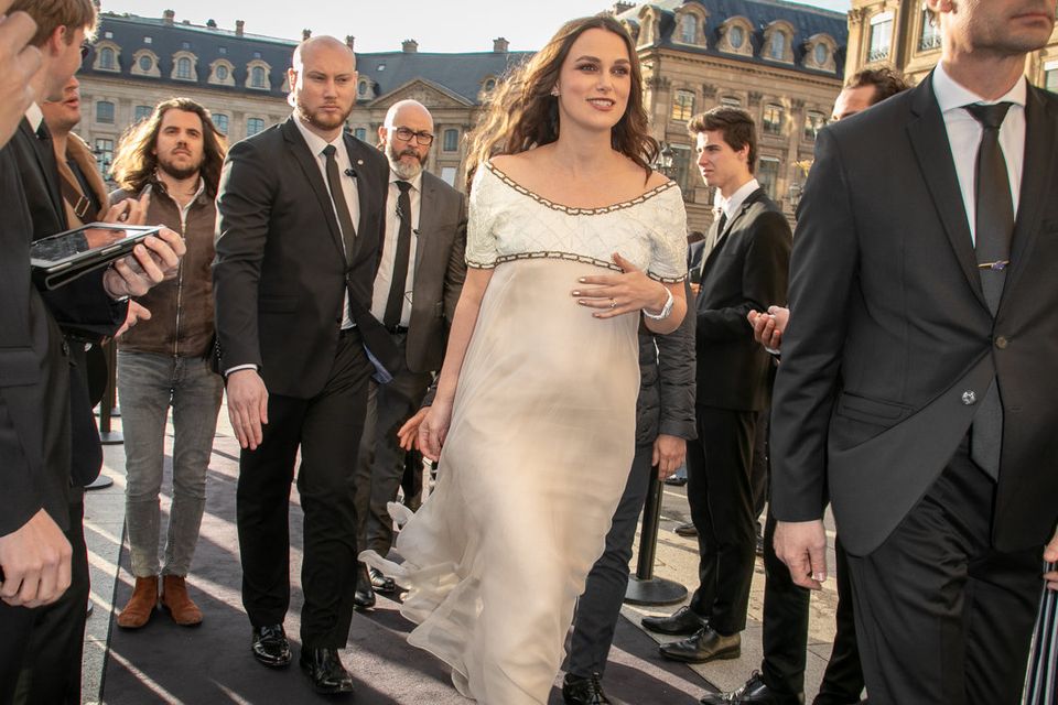 Actress Keira Knightley attends the CHANEL J12 cocktail on Place Vendome on May 02, 2019 in Paris, France. (Photo by Marc Piasecki/GC Images)
