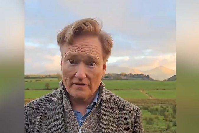 Conan O'Brien passe la nuit dans un pub populaire de Dublin avant son apparition au Late Late Show ce soir