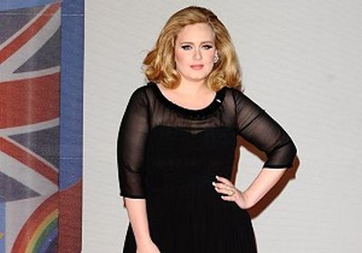 Adele bags apology from Karl