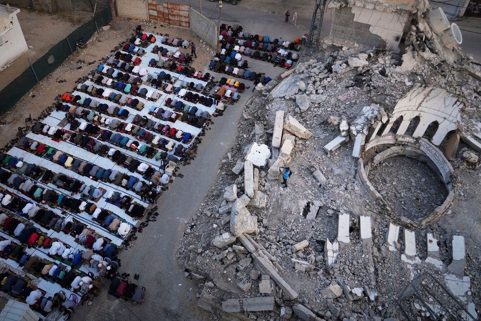 Gazans begin Eid prayers with little hope of war ending soon