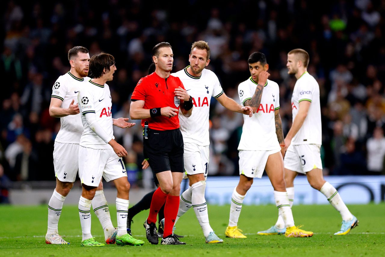 Spurs voam para a fase seguinte, UEFA Champions League