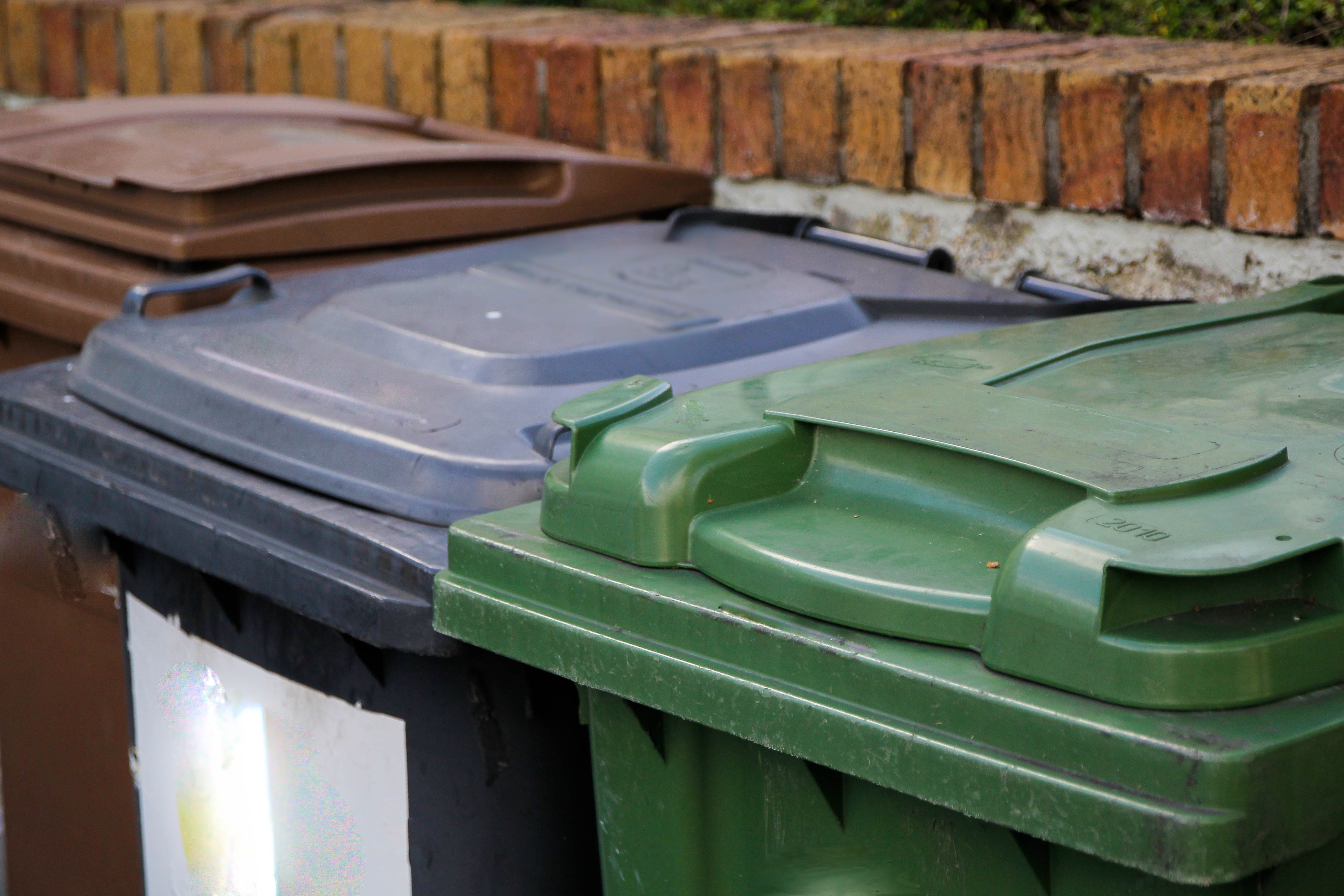 Еще одна компания по вывозу мусора поднимает цены для домохозяйств