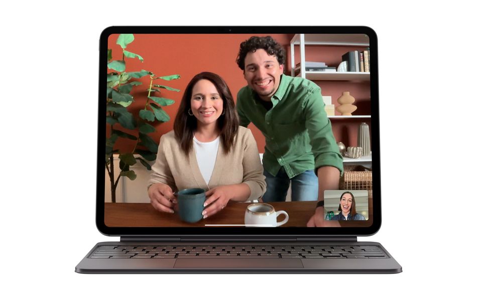 iPad Pro M4 has moved webcam to a typical laptop position