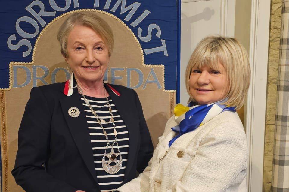 Incoming President Margaret Geraghty received the chains from Outgoing President Fiona Matthews.