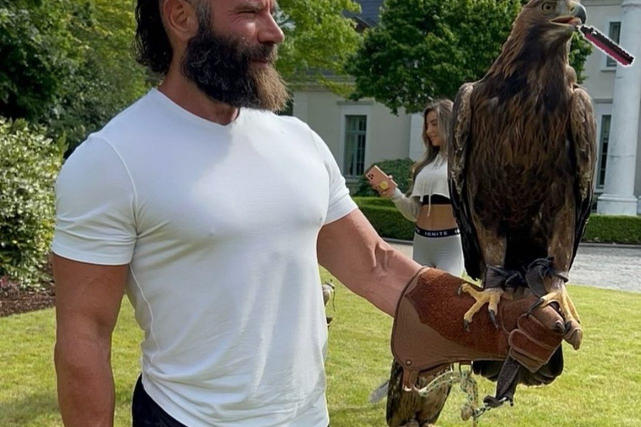 Dan Bilzerian shares Drogheda falconer Brian McCann's birds with