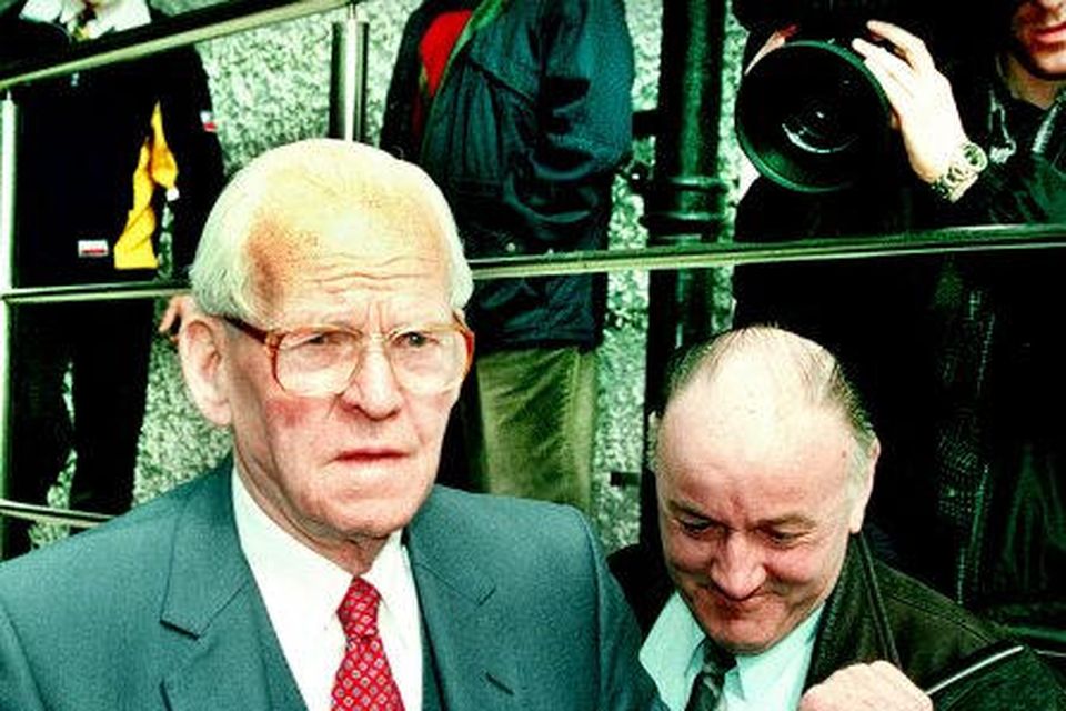 Burke bribe whistleblower James Gogarty dies at 88 Irish Independent