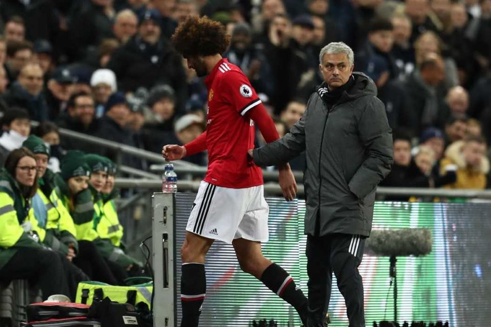 Mourinho confirms Fellaini had a knee injury and had to be taken off