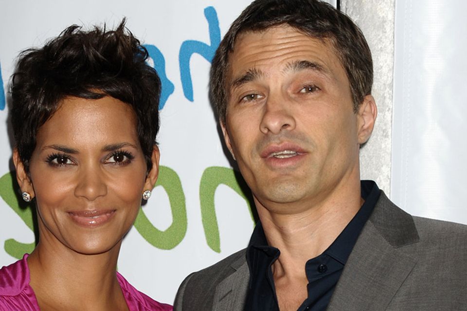 Olivier Martinez  is engaged to Halle Berry.