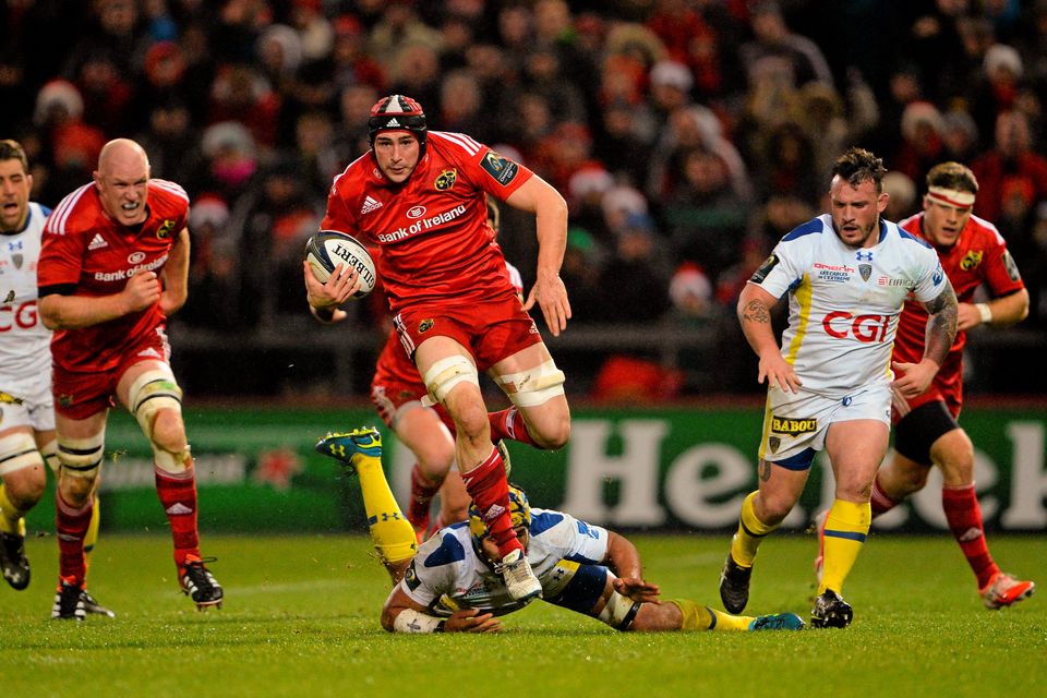 6 December 2014; Tommy O'Donnell, Munster, breaks through the tackle of Fritz Lee, ASM Clermont Auvergne. European Rugby Challenge Cup 2014/15, Pool 1, Round 3, Munster v ASM Clermont Auvergne, Thomond Park, Limerick.