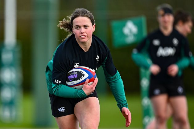 Ireland team to face Italy named: Debut for Robyn O’Connor as Higgins and Wall drop to bench
