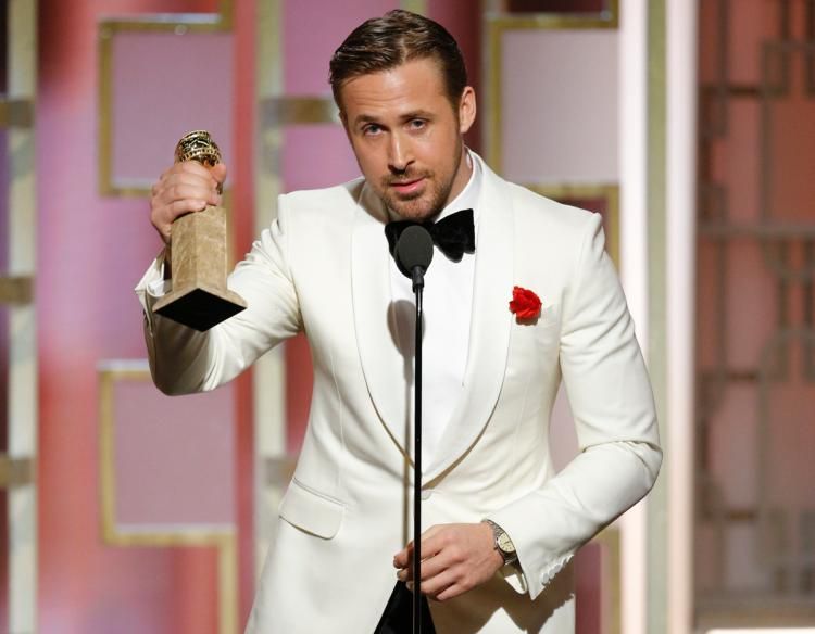 Ryan Gosling gave an endearing speech thanking his wife Eva Mendes at the Golden Globes.