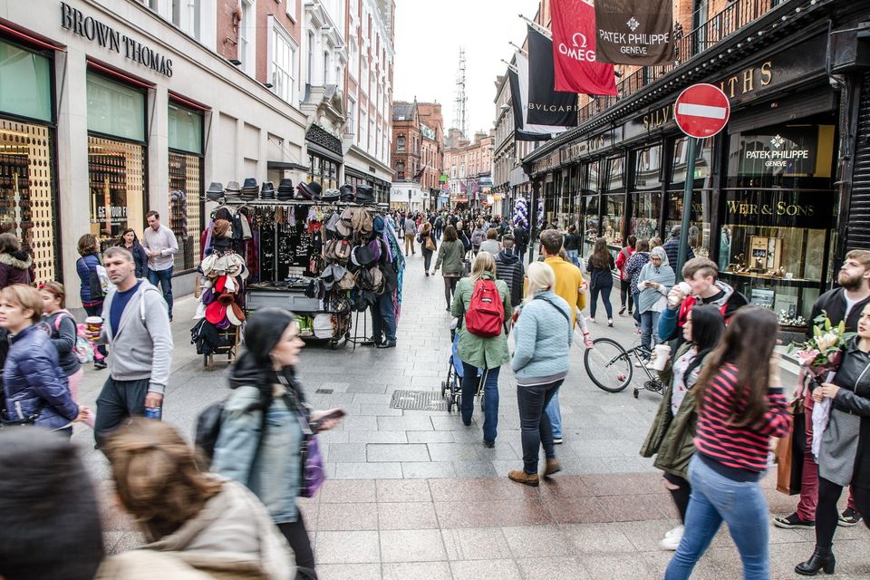 The retail sector outperformed the overall index as average values fell 2.3pc in the quarter