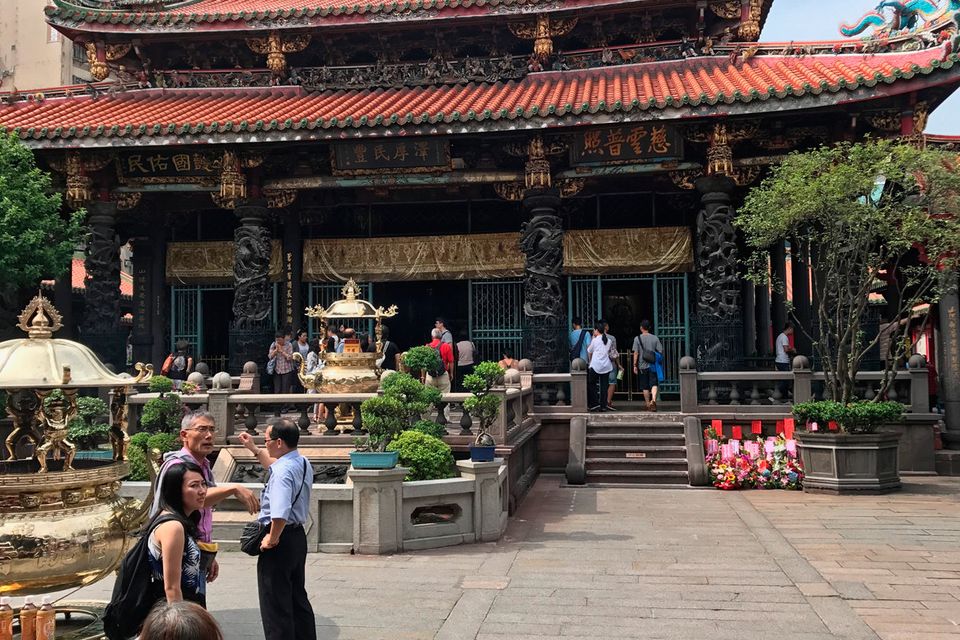 The stunning Lungshan temple, built in 1738