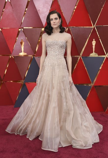 Allison Janney among stars sporting bold colours at the Oscars | Irish  Independent