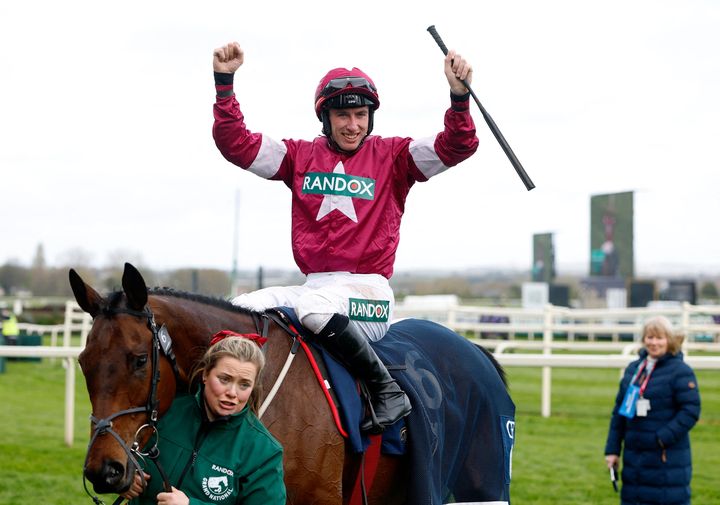 Carter’s near-miss, Brighterdaysahead’s brilliance, and Aintree’s Irish love affair