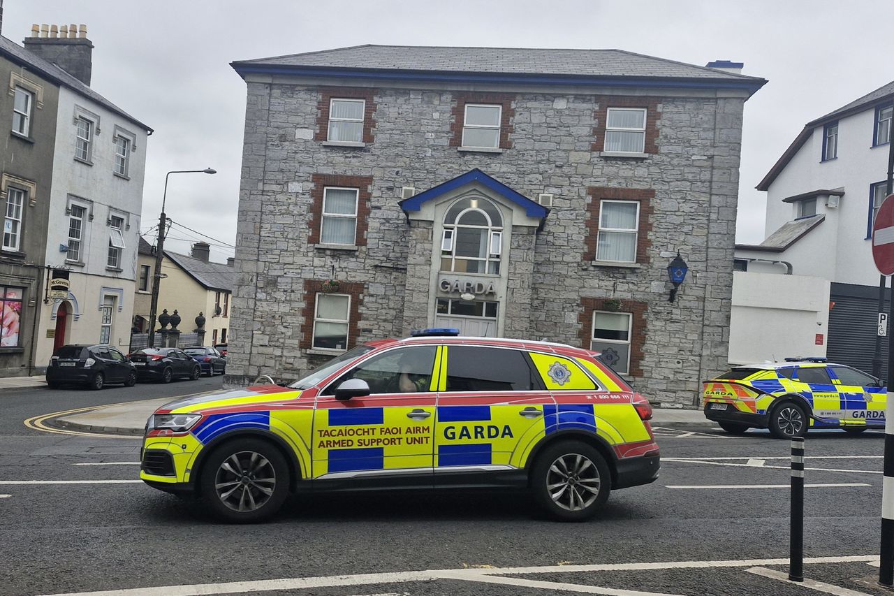 Sligo garda station re-opens following incident with man brandishing ...