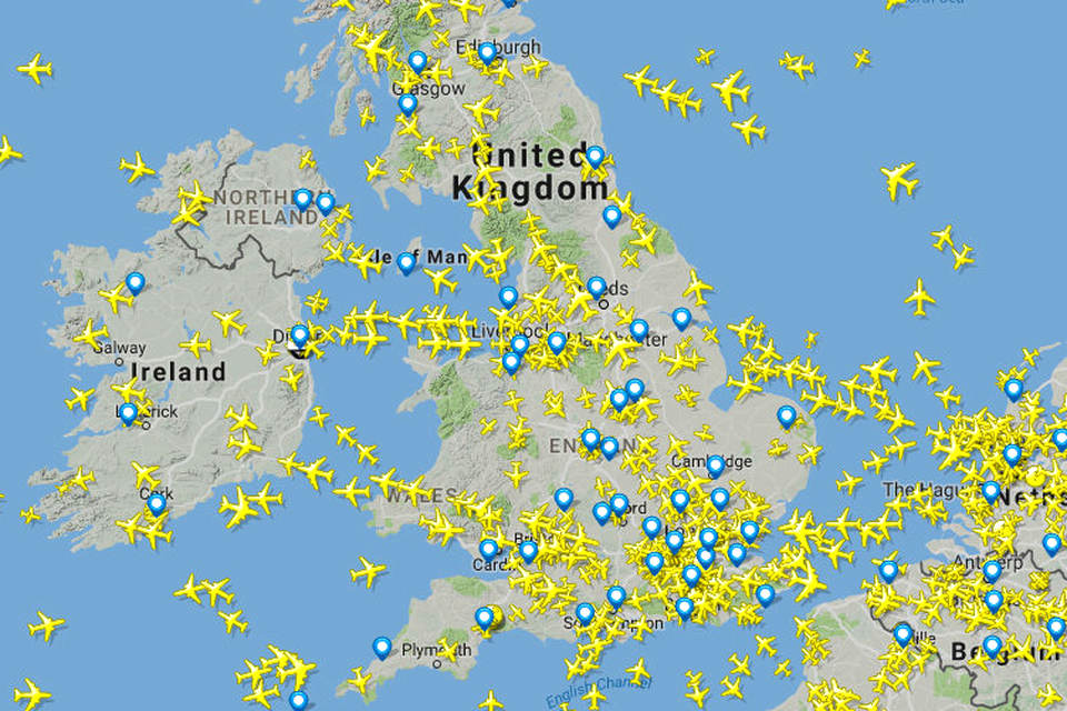 Flightradar24.com's view of Ireland and the UK at 10.53am on August 23, 2017. Screengrab: Flightradar24.com.