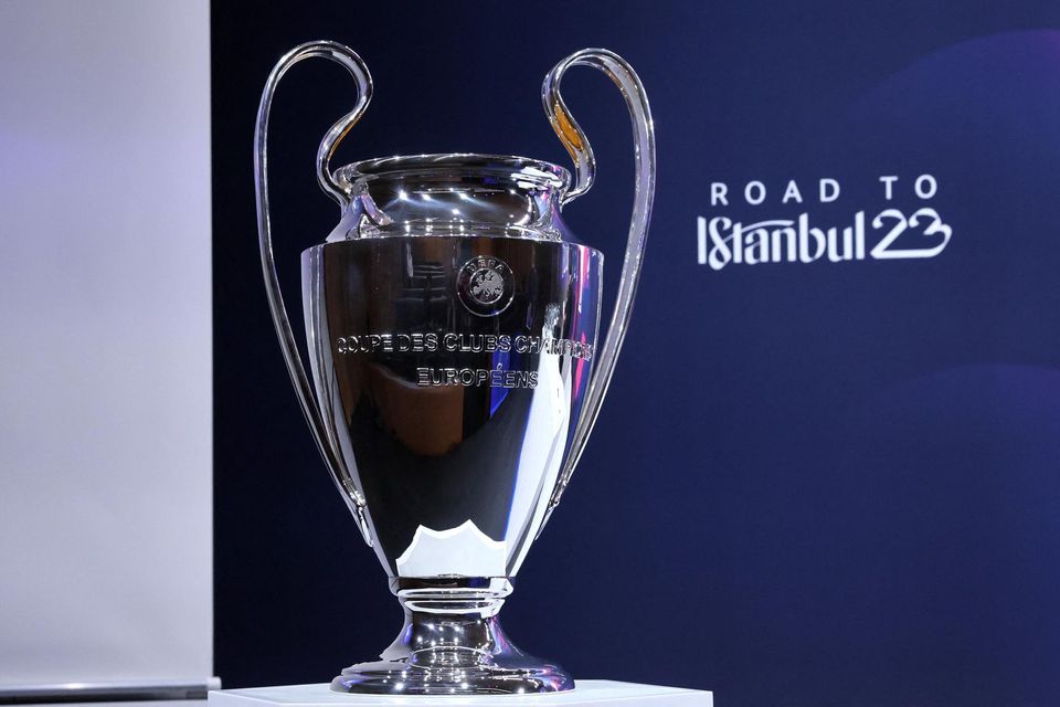 ISTANBUL - the UEFA Champions League trophy, Coupe des clubs