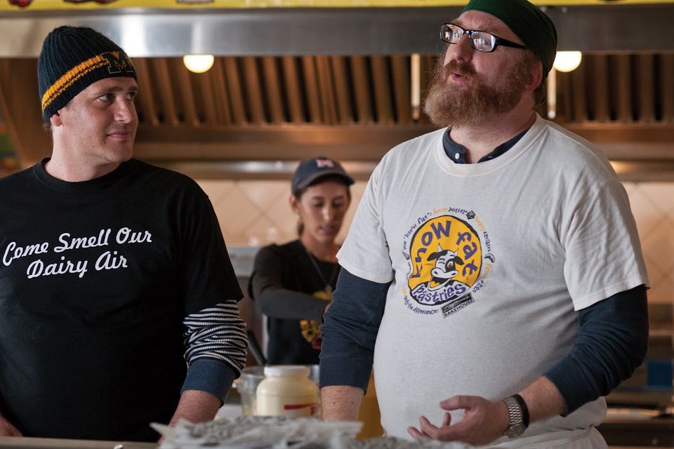 Hungry for baseball? Get a 'Bucket of Wings Bundle' with jersey