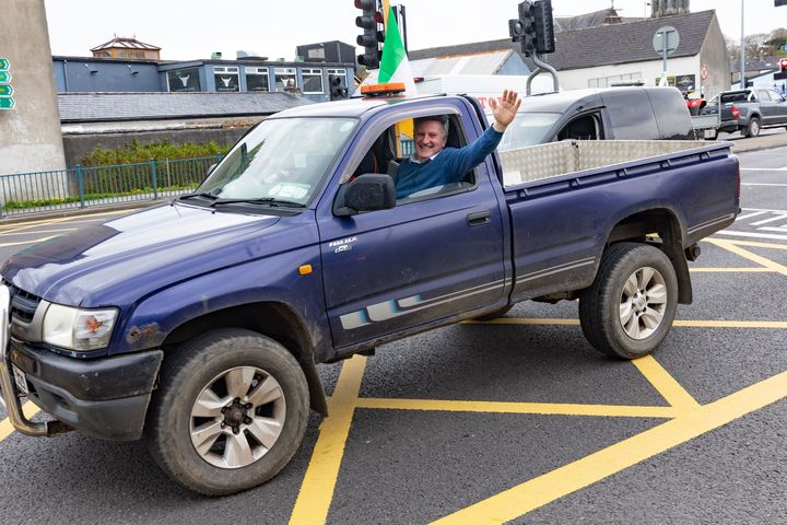 Sligo fuel protests ending as councillor denies he is leader of protest group saying he doesn’t who is