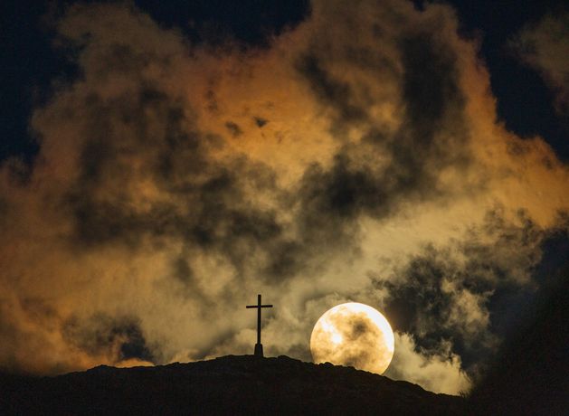 Storm Dave: warnings may be upgraded as Met Eireann says winds will be on 'stronger end of yellow'