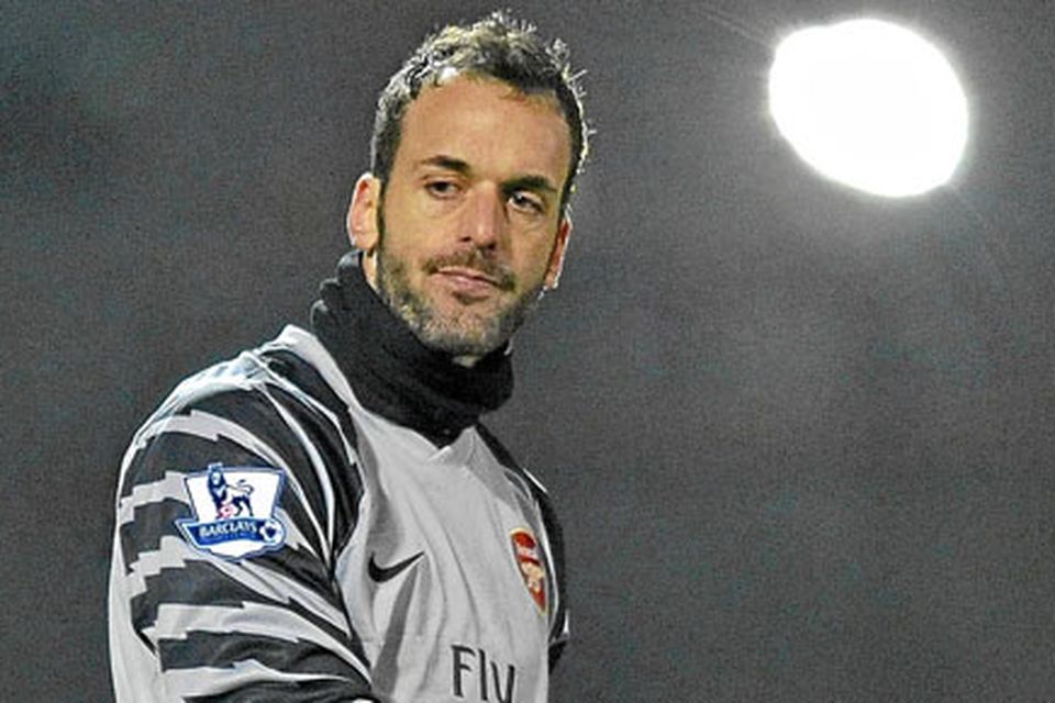Manuel Almunia in action during his time with Arsenal