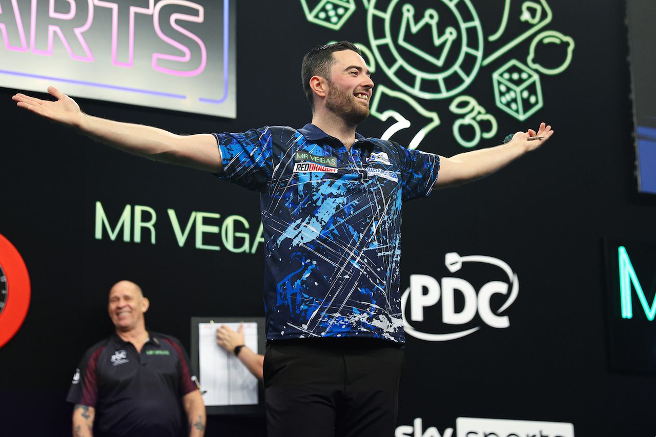 Luke ‘Cool Hand’ Humphries hits back against Michael van Gerwen to win