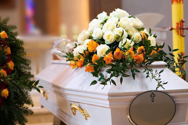 Justine O’Mahony: Irish funerals combine the right amount of sadness and humour