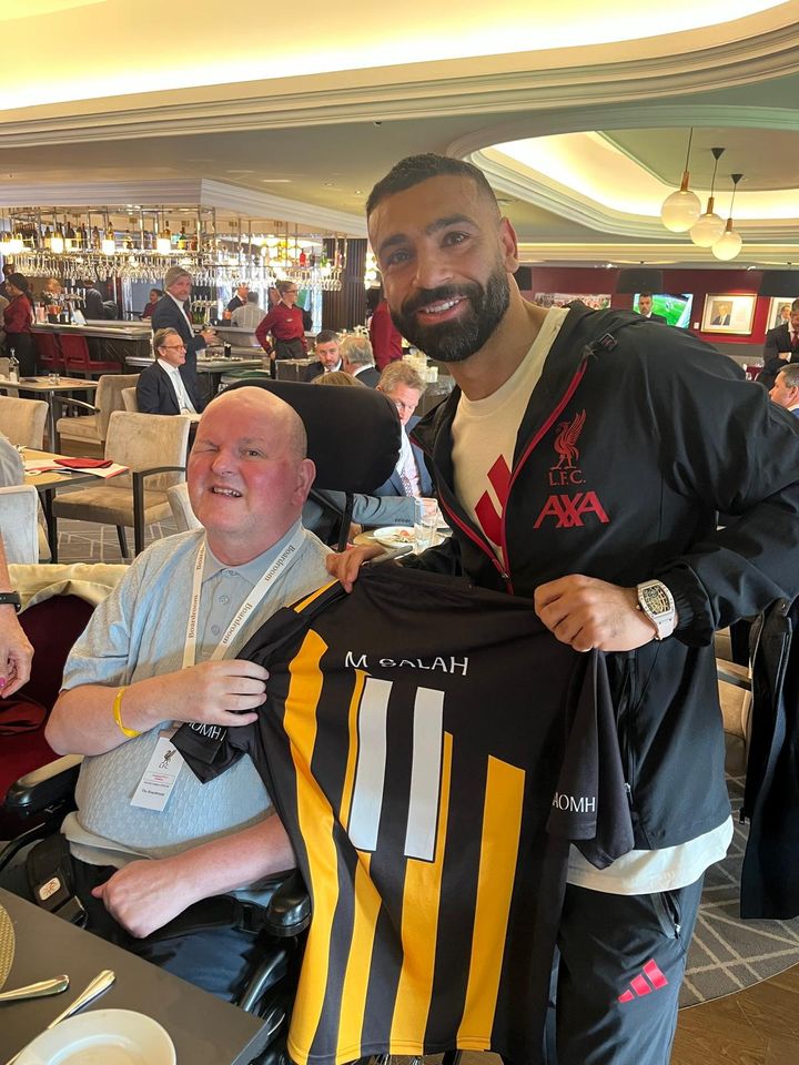 ‘Míle buíochas, Mo’ – Sean Cox presents Mo Salah with jersey ahead of Liverpool hero’s Anfield departure