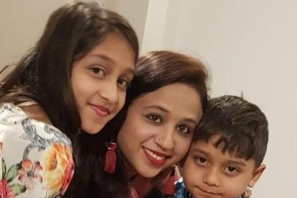 Seema Banu with her daughter Asfira Riza (11) and son Faizan Syed (6)
