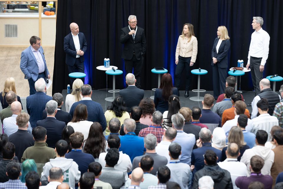 Denis Dullea, Patrick Johansson, Ericsson CEO Börje Ekholm, CPO Charlotte Levert, Jenny Lindqvist, and Per Narvinger. Photo: Naoise Culhane