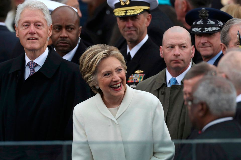 Former Democratic presidential candidate Hillary Clinton and her husband, former U.S. President Bill Clinton (L), greet U.S. Supreme Court Justices as they attend the presidential inauguration of President-elect Donald Trump at the U.S. Capitol in Washington, U.S., January 20, 2017. REUTERS/Carlos Barria