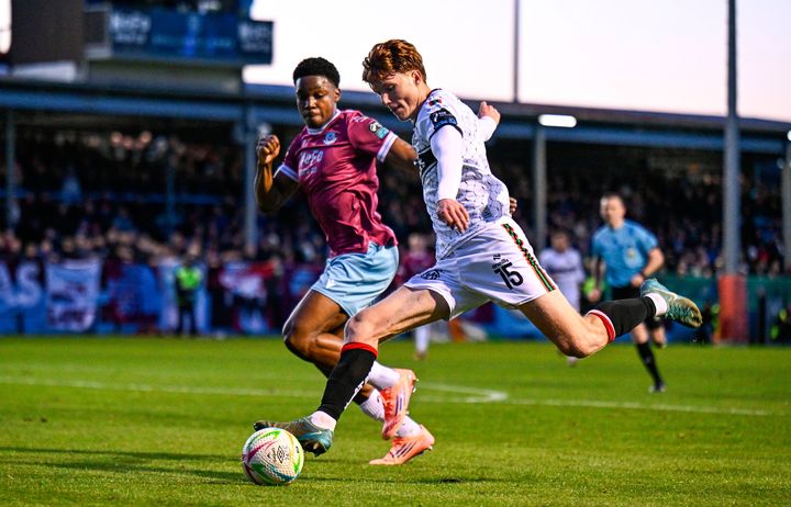 Concern for Shane Farrell after his collapse on the pitch overshadows game as Drogheda and Bohs continue run of draws