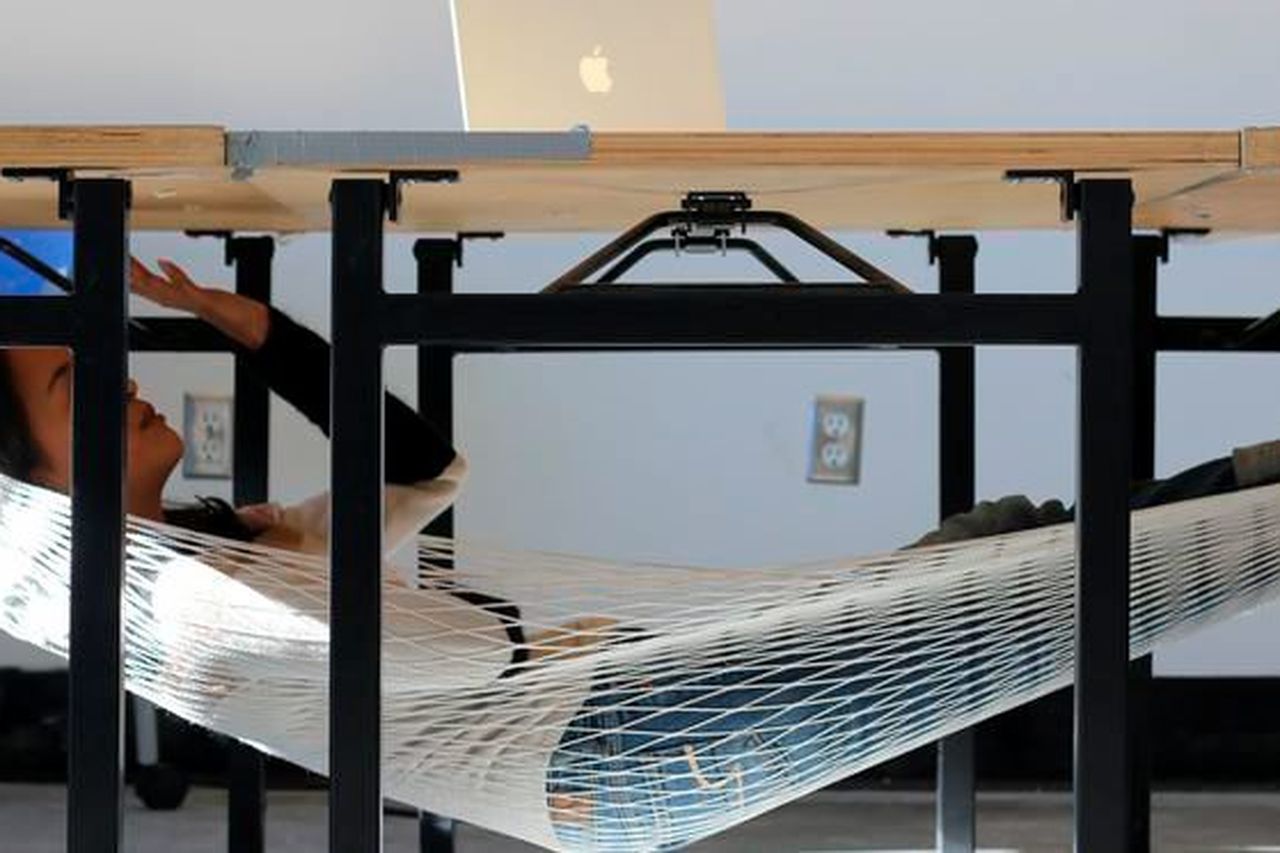 Squeeze in a Quick Nap at Work with This Under-Desk Hammock