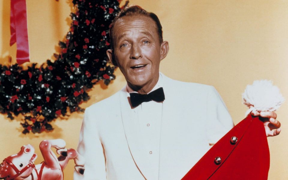 Bing Crosby hit şarkısı White Christmas'ı söylüyor