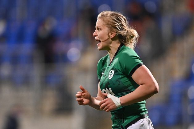 Former Ireland star Claire Molloy calls time on playing career