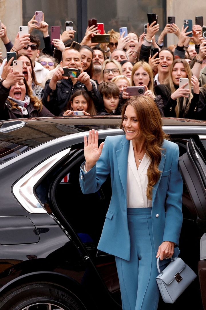 Italians give Kate Middleton warm welcome on her first trip since cancer treatment