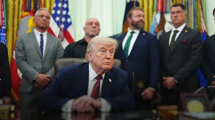 Trump and Iran cite progress in talks – but uncertainty hangs over Strait