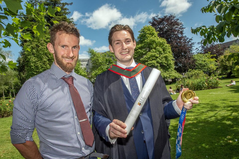 Paul O'Donovan (right) with his brother Gary following his graduation in BMed at UCC. Pic:  Michael Mac Sweeney/Provision