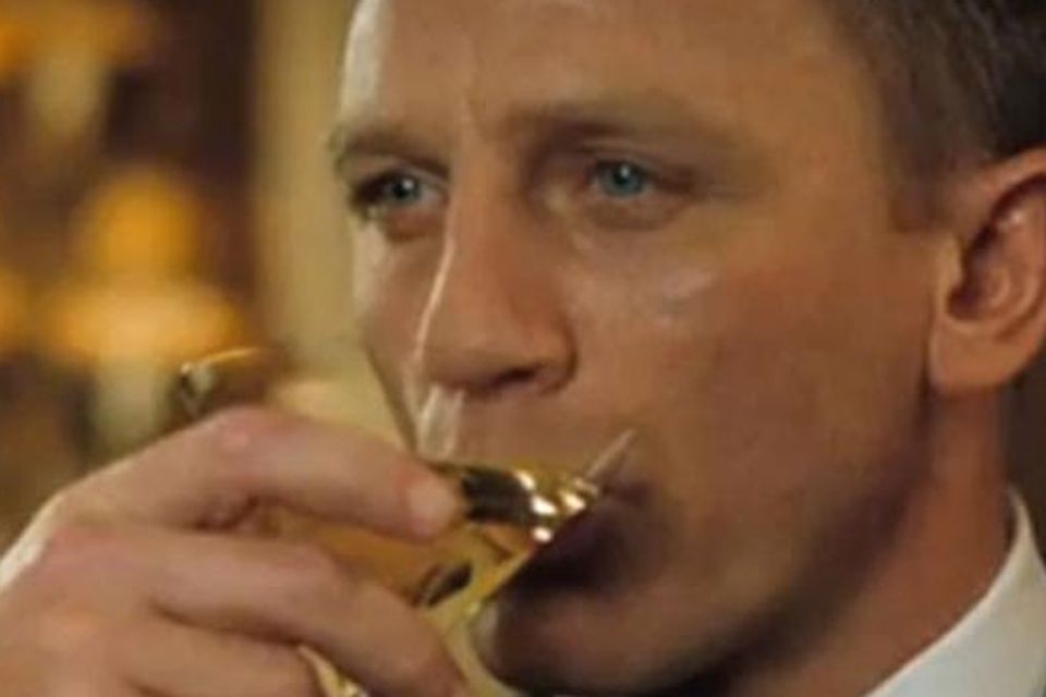 Daniel Craig with his martini in Casino Royale