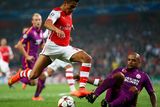 thumbnail: Arsenal forward Alexis Sanchez skips over a challenge from Galatasaray's Felipe Melo during the UEFA Champions League game at the Emirates. Photo: Paul Gilham/Getty Images