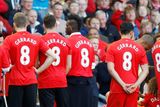 thumbnail: Football - Liverpool v Crystal Palace - Barclays Premier League - Anfield - 16/5/15
Liverpool players wear Gerrard shirts as they wait for Steven Gerrard to be presented on the pitch after his final game at Anfield
Action Images via Reuters / Carl Recine