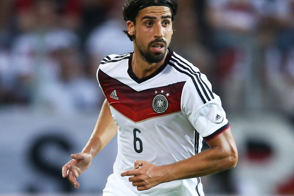 Sami Khedira's injury history is putting Arsenal off a move for the Real Madrid midfielder. Photo: Simon Hofmann/Bongarts/Getty Images