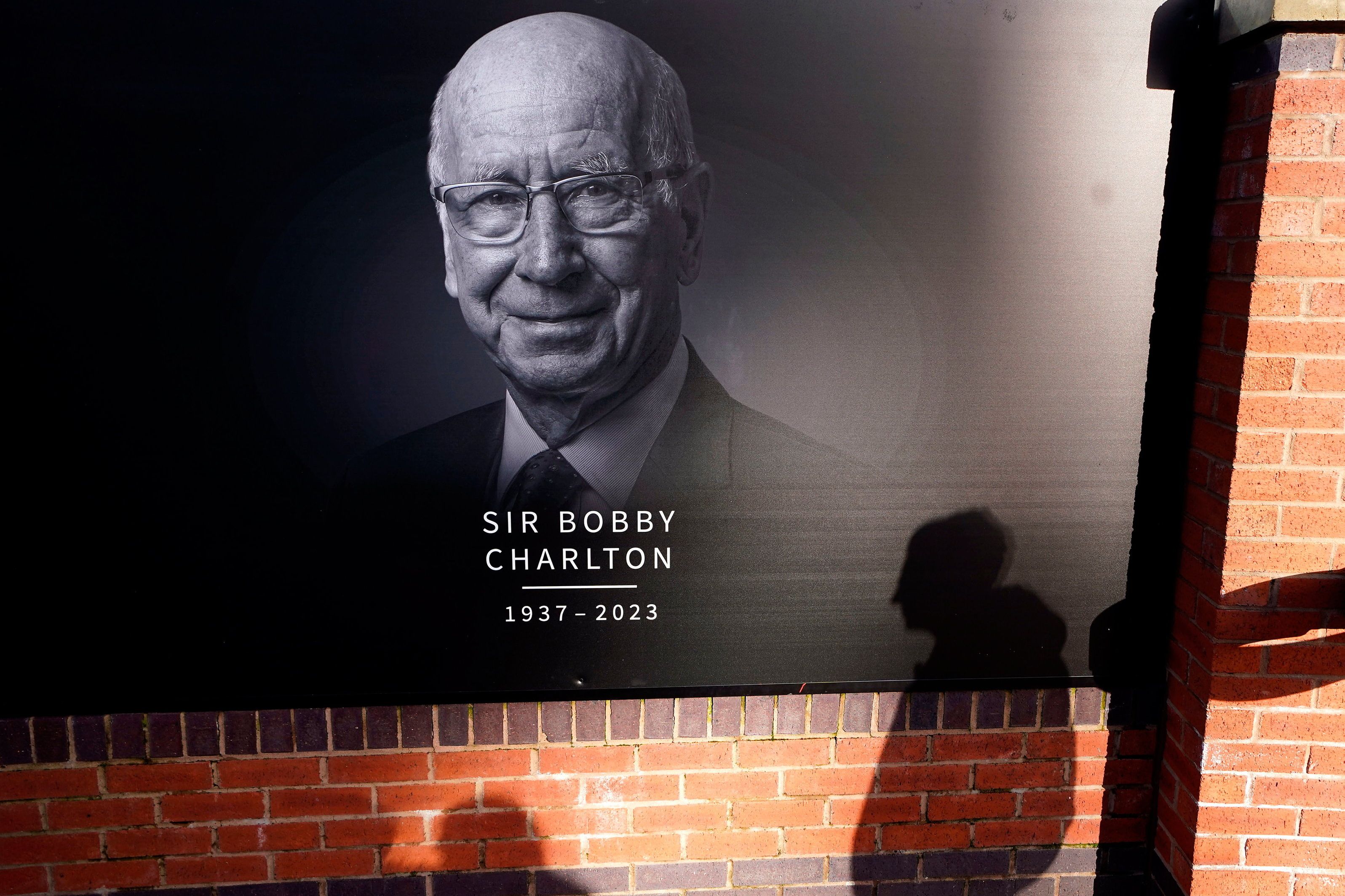 L’enquête révèle la cause du décès de Bobby Charlton et les détails des funérailles ont été annoncés.