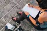 thumbnail: Make an action plan and write down your daily fitness goals. Photo: Getty Images/iStockphoto