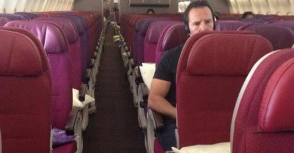 Twitter image of an apparently near-empty Malaysia Airlines flight.