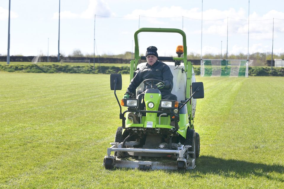 On the straight and narrow ... Martin Thorntonkeeps his lines straight at the spring clean in the Geraldines GFC. Photo: Ken Finegan/www.newspics.ie